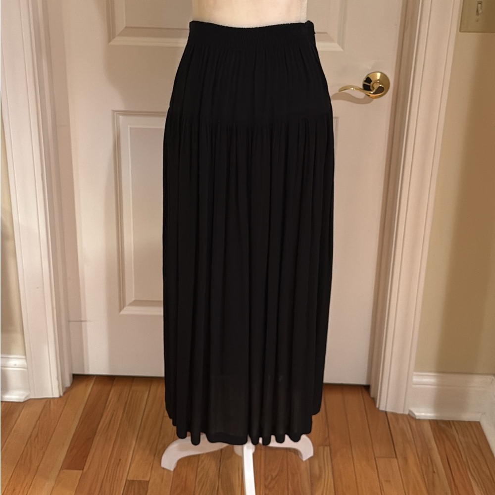 Vintage 90’s Black Crepe Fabric Skirt